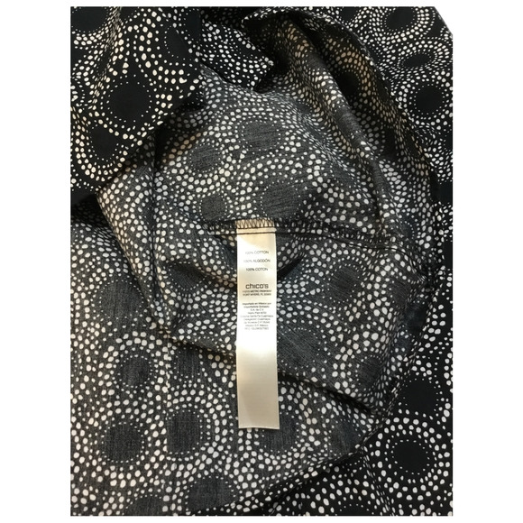 Chicos Lorena Diva Dot Wrinkle Resistant Button Up Long Sleeve Black 3 - Picture 6 of 10